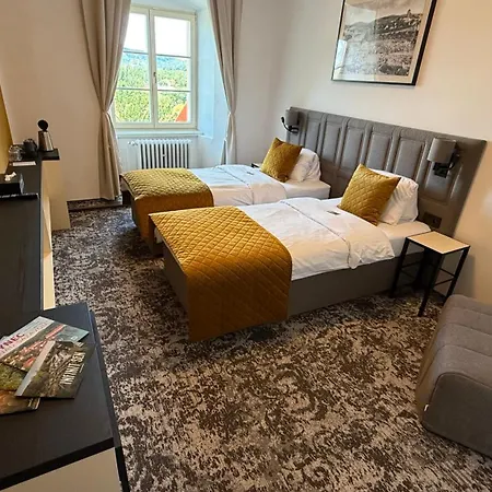 Tynec Hotel
